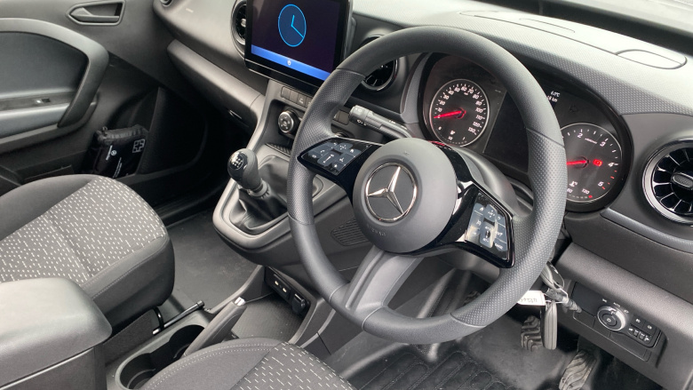 Mercedes-Benz Citan L2 Diesel 110CDI Pro Van